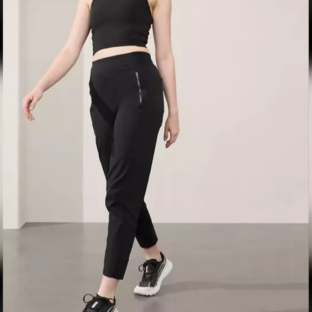 Athleta Trekkie North High Rise Black Jogger